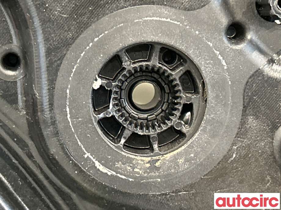 Ruteheis til BMW 5-Serie 2017-->> (G30/G31) (G30/G31) (BMW|51337487085|C30526-108|7360423)