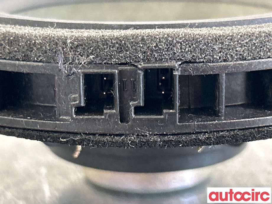 Bilstereo høyttaler til BMW 5-Serie 2017-->> (G30/G31) (G30/G31) (BMW|65139354085|192529-10)