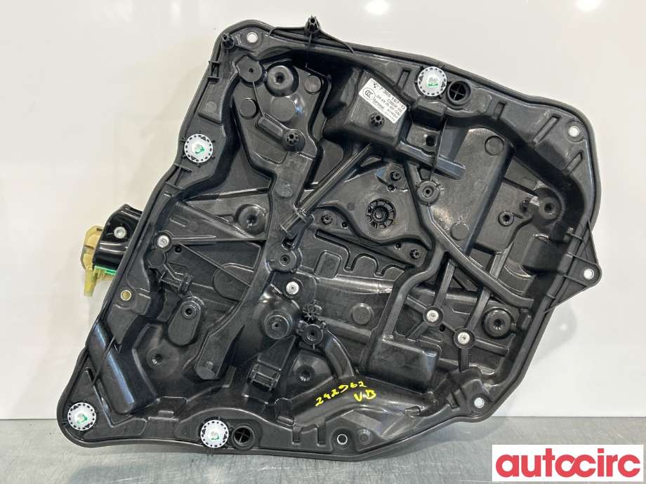 Ruteheis til BMW 5-Serie 2017-->> (G30/G31) (G30/G31) (BMW|51337487087|C30530-105|736516712)