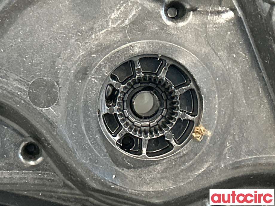 Ruteheis til BMW 5-Serie 2017-->> (G30/G31) (G30/G31) (BMW|51337487087|C30530-105|736516712)