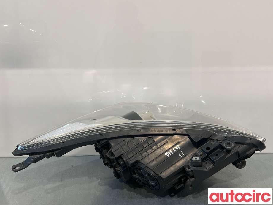 Frontlykt venstre halogen til Hyundai i40 2012-2017 (HYUNDAI|921013Z330|)