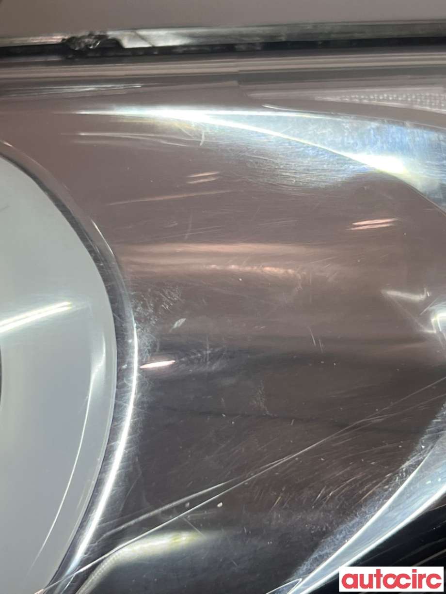 Frontlykt venstre halogen til Hyundai i40 2012-2017 (HYUNDAI|921013Z330|)