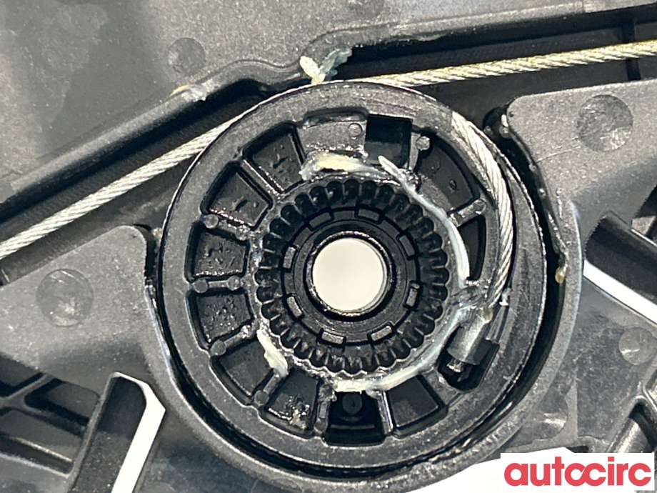 Ruteheis til Volvo XC60 2014-2017 (Type I, Fase 2)  (VOLVO|30791020||964290-102)