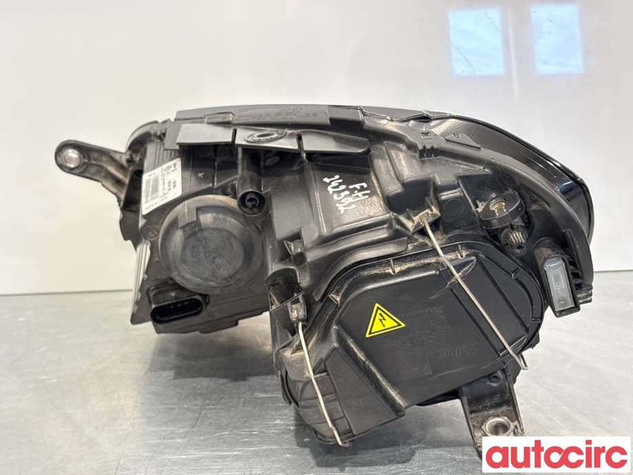 Frontlykt høyre halogen til VW Passat 2011-2015 (B7) (B7) (VOLKSWAGEN|3AB941754|90010001)