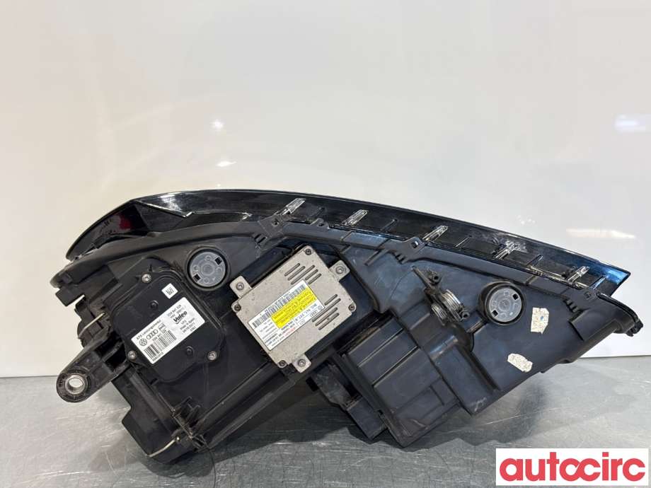 Frontlykt høyre halogen til VW Passat 2011-2015 (B7) (B7) (VOLKSWAGEN|3AB941754|90010001)