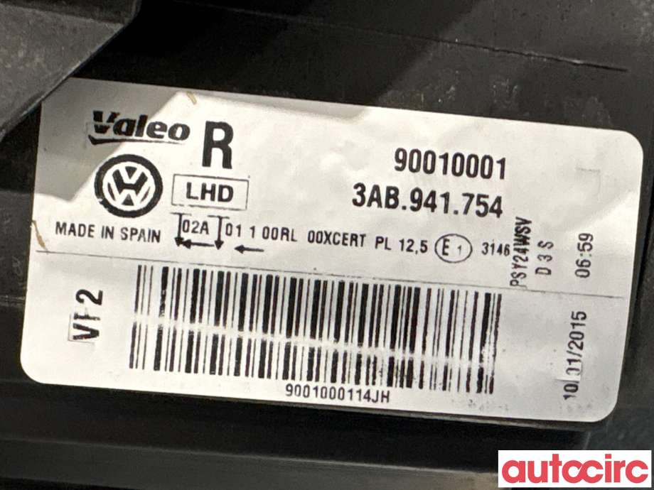 Frontlykt høyre halogen til VW Passat 2011-2015 (B7) (B7) (VOLKSWAGEN|3AB941754|90010001)