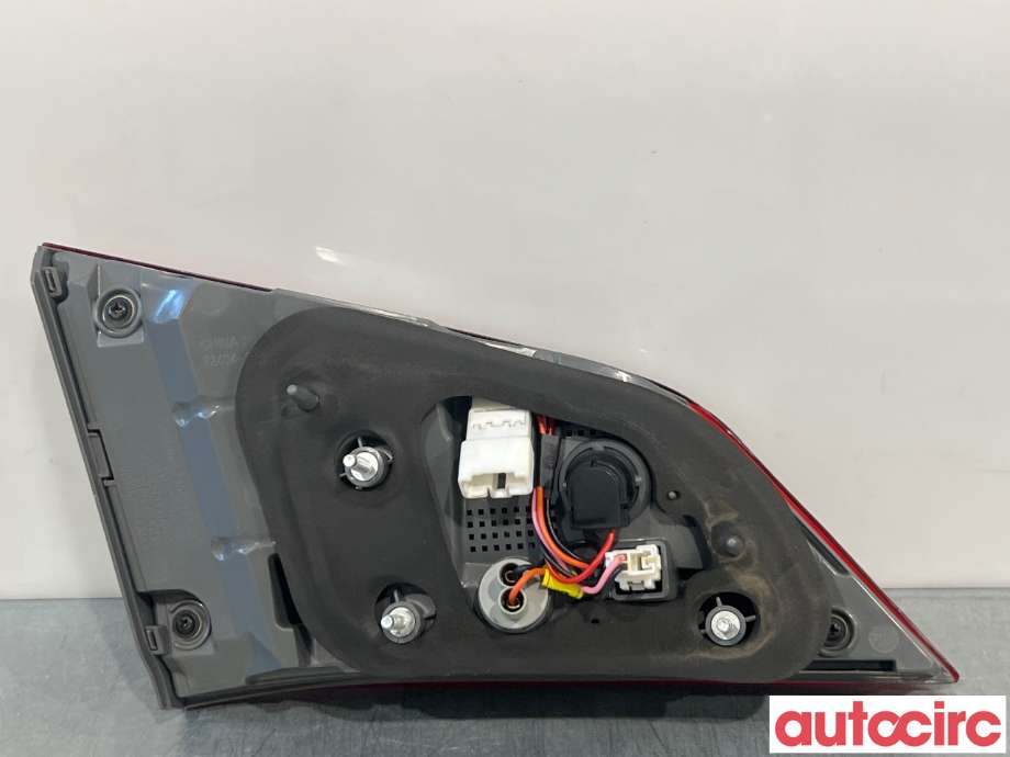 Baklykt høyre indre til Hyundai i40 2012-2017  (HYUNDAI|924043Z300||92404-3Z300)