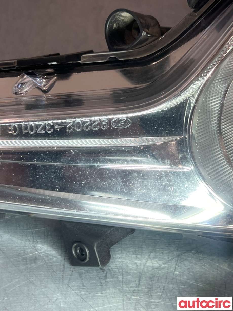 Tåkelykt høyre foran til Hyundai i40 2012-2017 (HYUNDAI|922023Z000|)