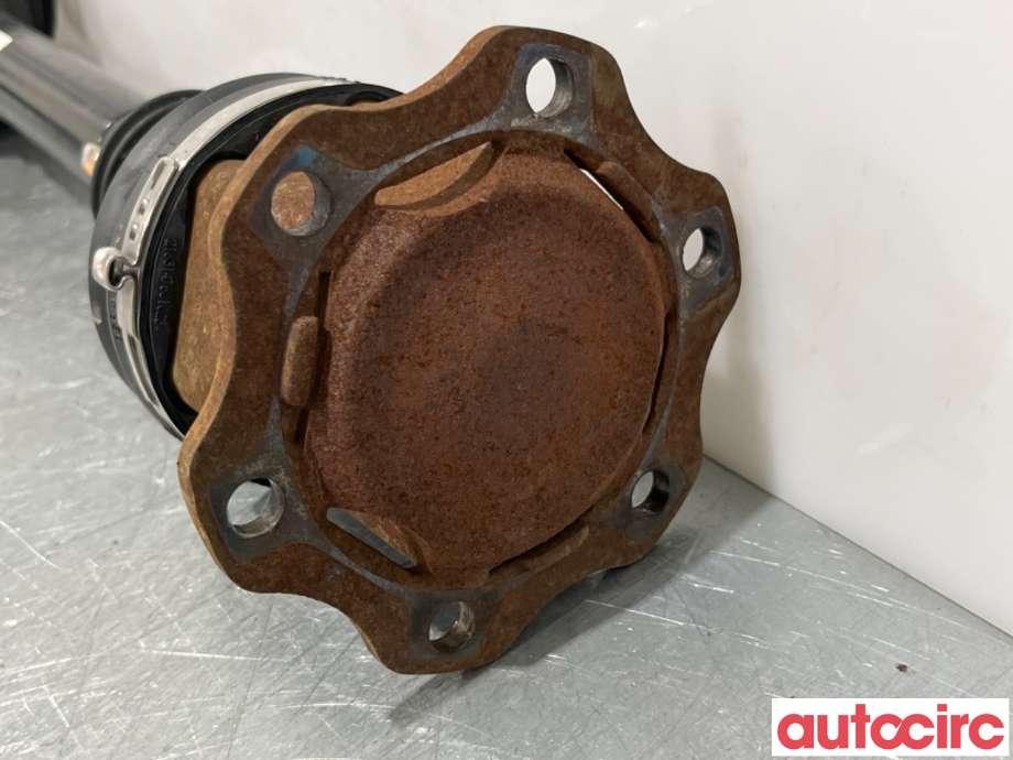 Drivaksel venstre foran til Audi Q5 2008-2012 (Type I, Fase 1)  (AUDI|8R0407271CX|A1C|8R0407271C)