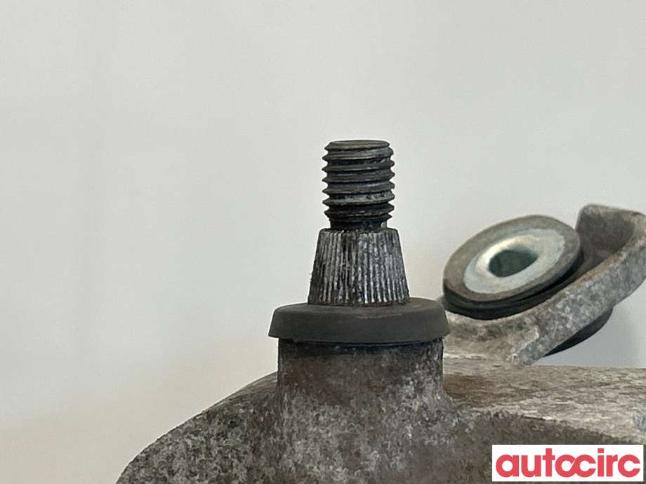 Viskermotor frontrute til Tesla Model S 2013-2016 (Fase 1)  (TESLA|6005946-00-E|)