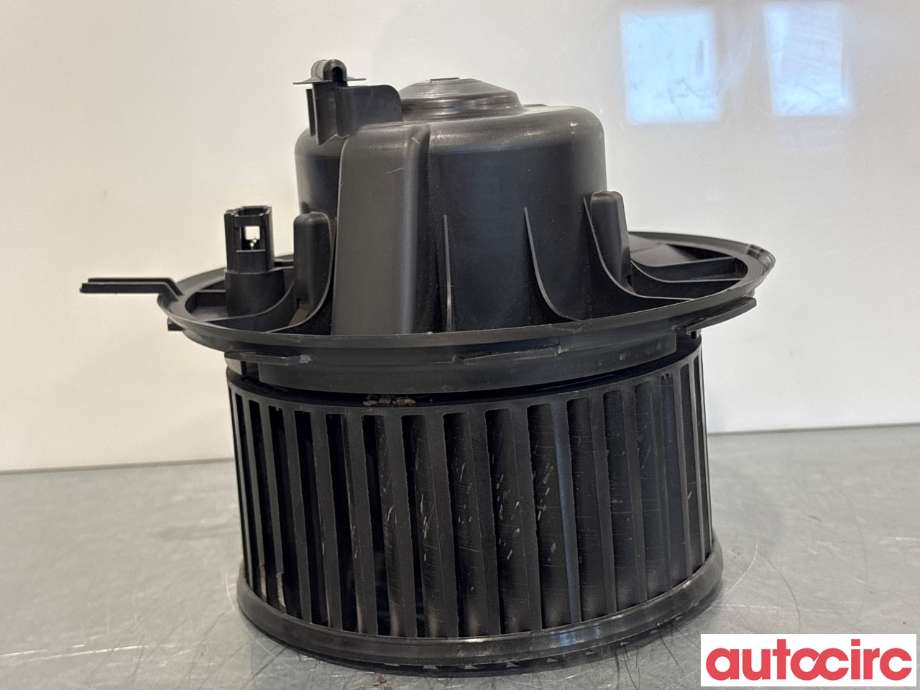 Varmeapparat motor til VW Caddy 2015-2020 (Type III, Fase 3)  (VOLKSWAGEN|1K1819015E||1K1819015F)