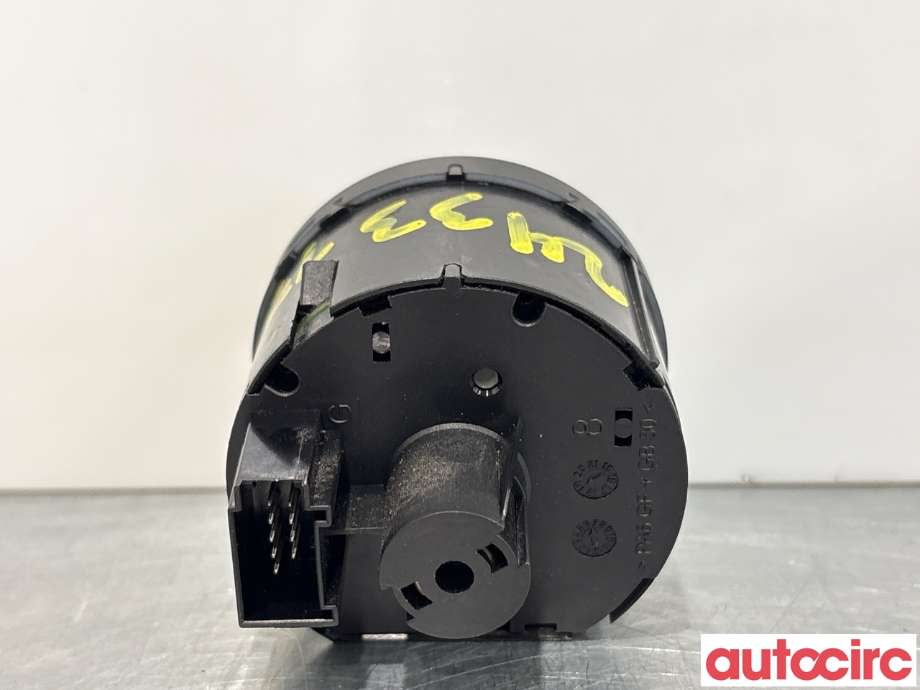 Bryter lys til VW Caddy 2015-2020 (Type III, Fase 3) (VOLKSWAGEN|3C8941431||1K0941431BK)