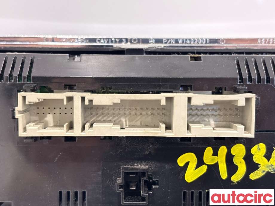 Varmeapparat betjening til Mercedes ML 2005-2011 (W164) (W164) (MERCEDES|A2519000001|5HB964914-18|A2518207989)