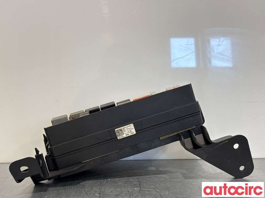 Sikringsboks til Mercedes ML 2005-2011 (W164) (W164) (MERCEDES|A1645403072||A1645402372)