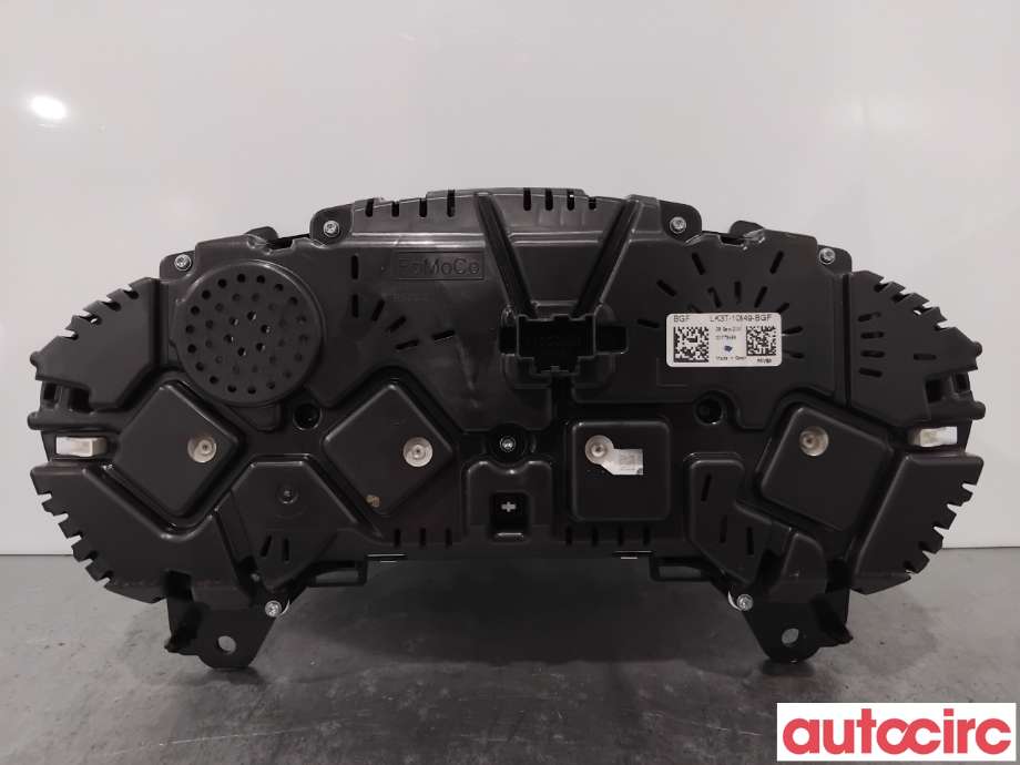 Instrumentpanel til Ford Transit Courier 2018-2023 (Type I, Fase 2) (FORD|2543234||LK3T-10849-BGF)