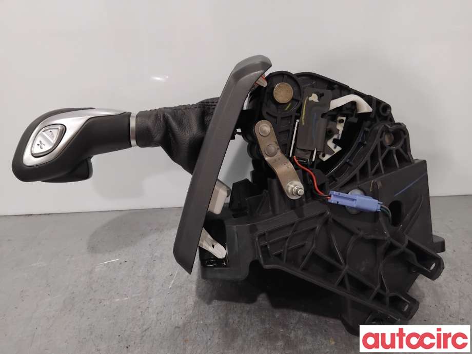 Girstang/girvelger automat til Ford Transit Courier 2018-2023 (Type I, Fase 2)  (FORD|2492415||LK4P-7K004-ABW)