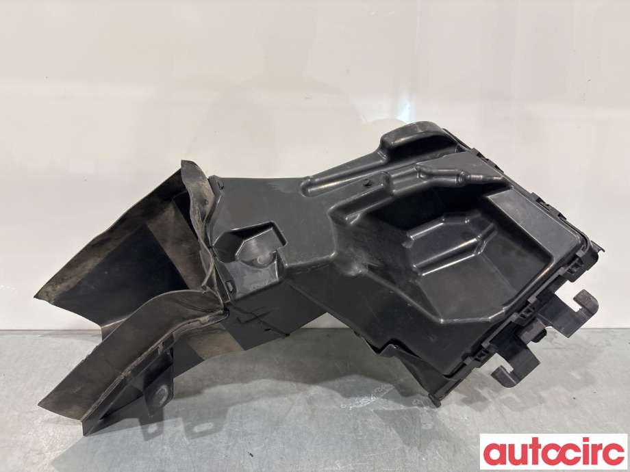 Diverse deler til Peugeot Partner 2019-->> (Type III)  (PEUGEOT|9816871780|)