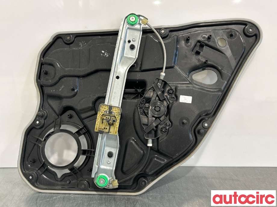 Ruteheis til Volvo V60/V60 CC, 2013-2018 (Type I, Fase 2)  (VOLVO|30784312)