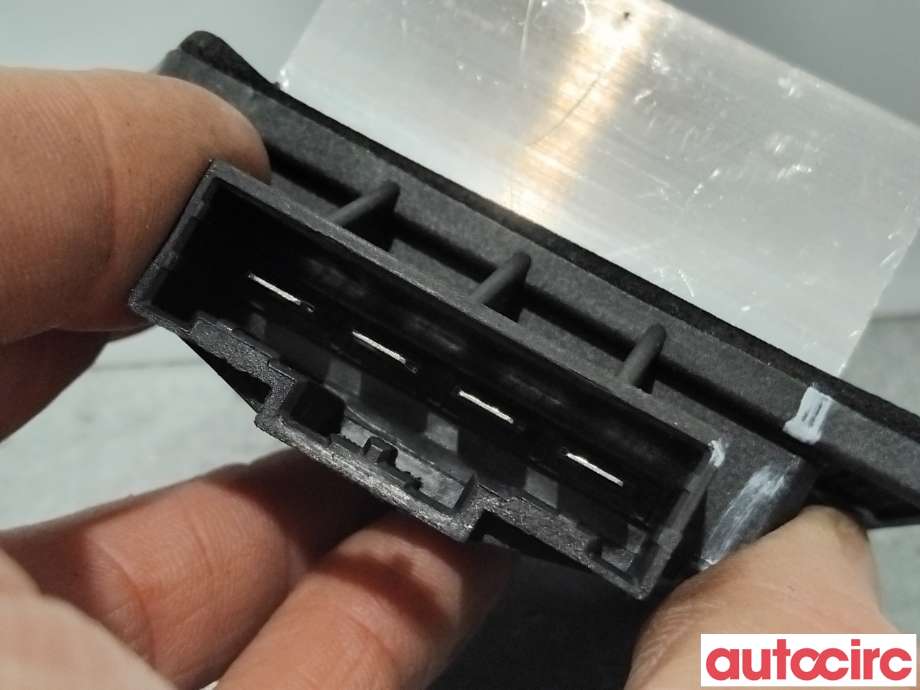 Varmeapparat motstand til BYD Atto 2022-->>  (BYD|MEF-8114230||MEF-8114230A)