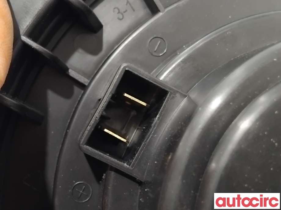 Varmeapparat motor til BYD Atto 2022-->>  (BYD|HDH-8104100|)