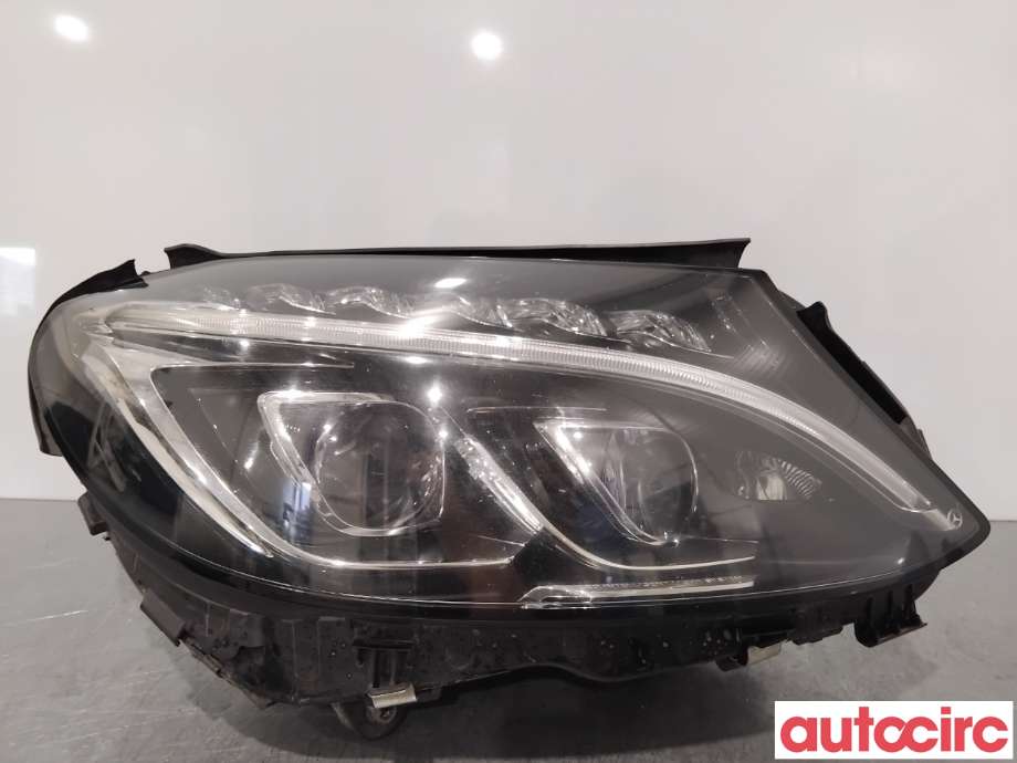 Frontlykt høyre halogen til Mercedes C-Klasse 2014-2018 (Fase 1) (W205) (W205) (MERCEDES|A2059068002|030128423204|A2059068801)
