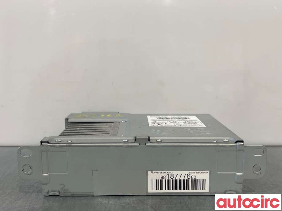 Bilstereo til Peugeot Partner 2019-->> (Type III) (PEUGEOT|1638370880||9818777680)