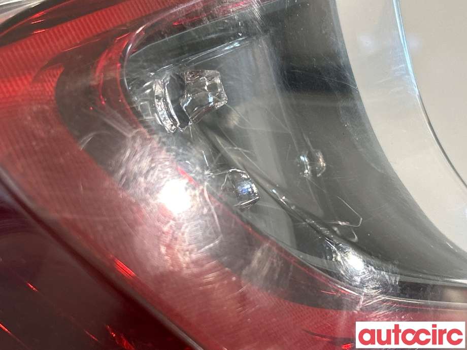 Baklykt venstre til Toyota C-HR 2016-->> (TOYOTA|81560F4030|81560-F4030)