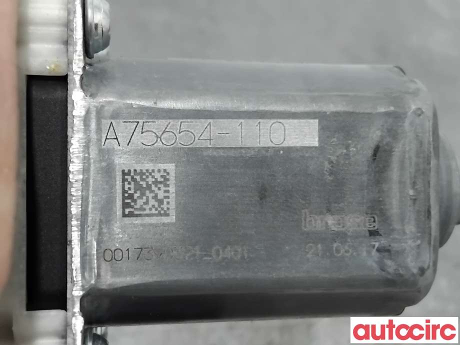 Ruteheis venstre foran til Ford Fiesta 2017-->> (Type VII) (FORD|2426912|A75654-110|)