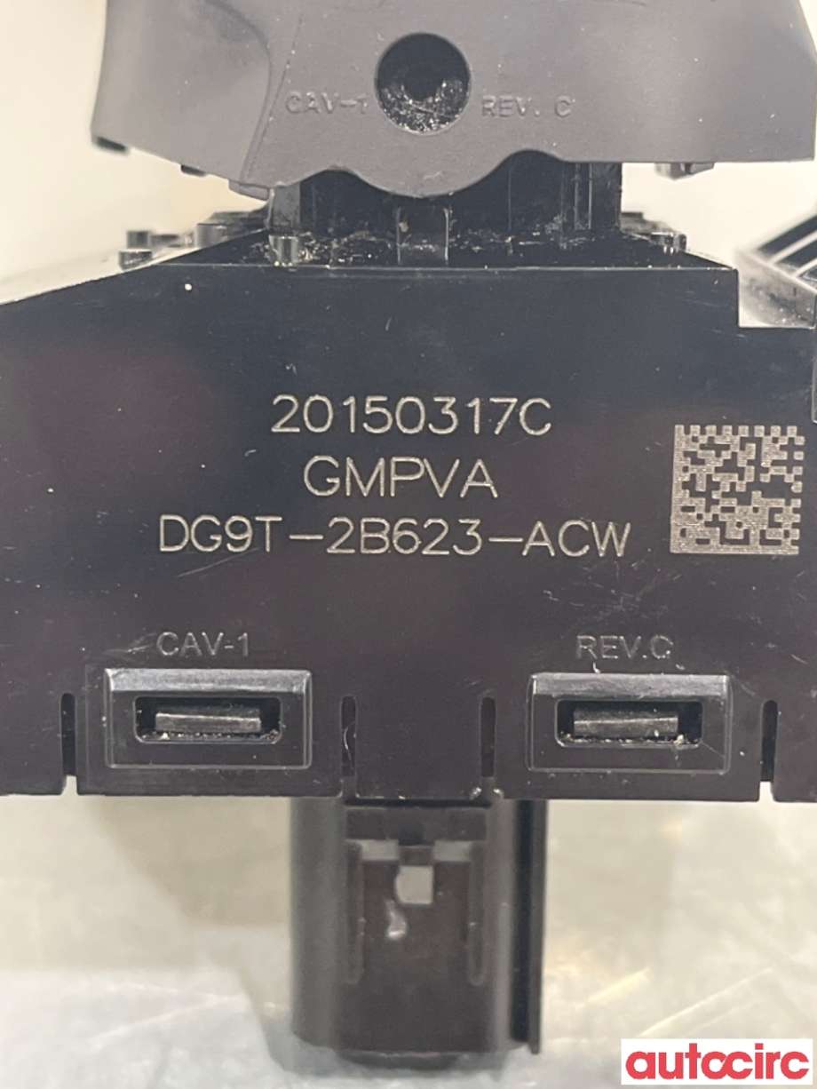 Bryter elektrisk håndbrekk/parkbrems til Ford Mondeo 2014-2019 (Type V, Fase 1)  (FORD|2025687|FG9T-2B623-AB3JA6|)
