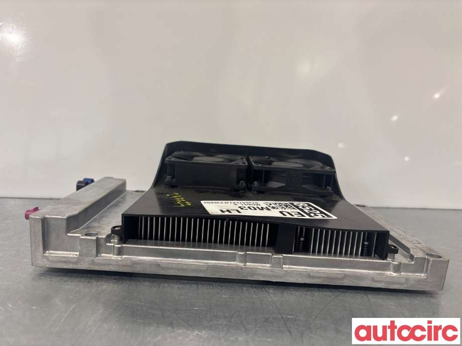 Diverse deler til Tesla Model S 2016-2021 (Fase 2) (TESLA|1125800-70-G||1125800-00-C)
