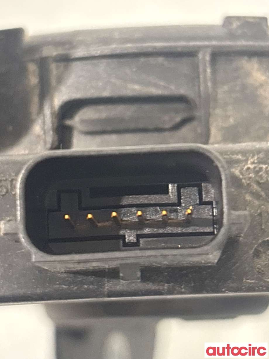 Pedal gass til Tesla Model S 2016-2021 (Fase 2)  (TESLA|1005307-00-A|6PV933370-17|BE5C9F836-AA)