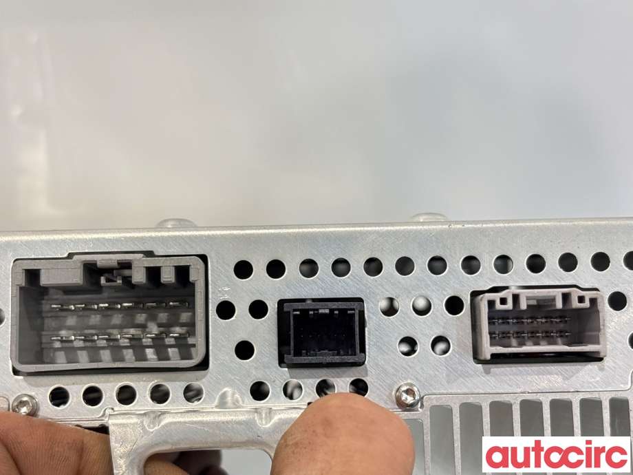 Bilstereo forsterker til Tesla Model Y 2021-2024 (Type I)  (TESLA|1507152-01-B|)