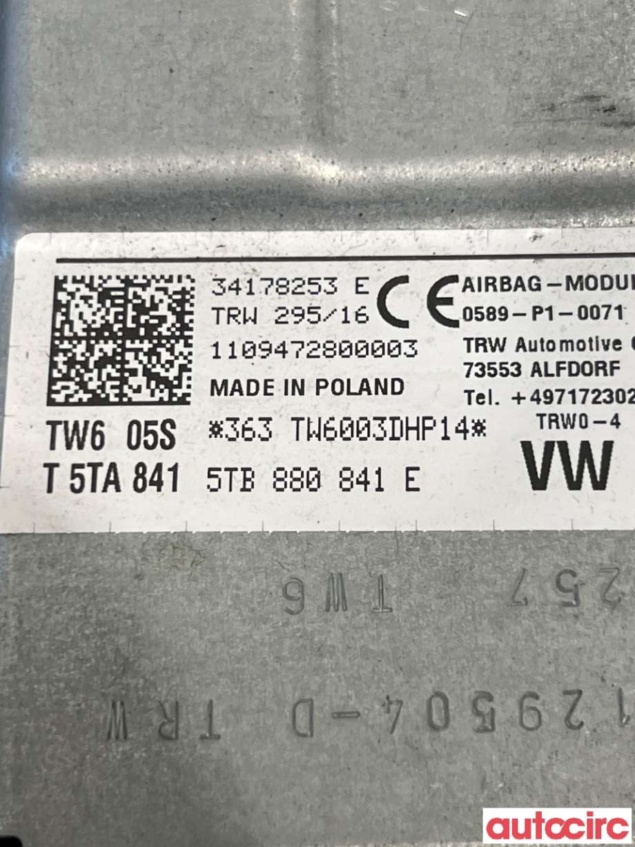 Airbag kne til VW Tiguan 2016-2020 (Type II, Fase 1) (VOLKSWAGEN|5TB880841F||5TB880841E)