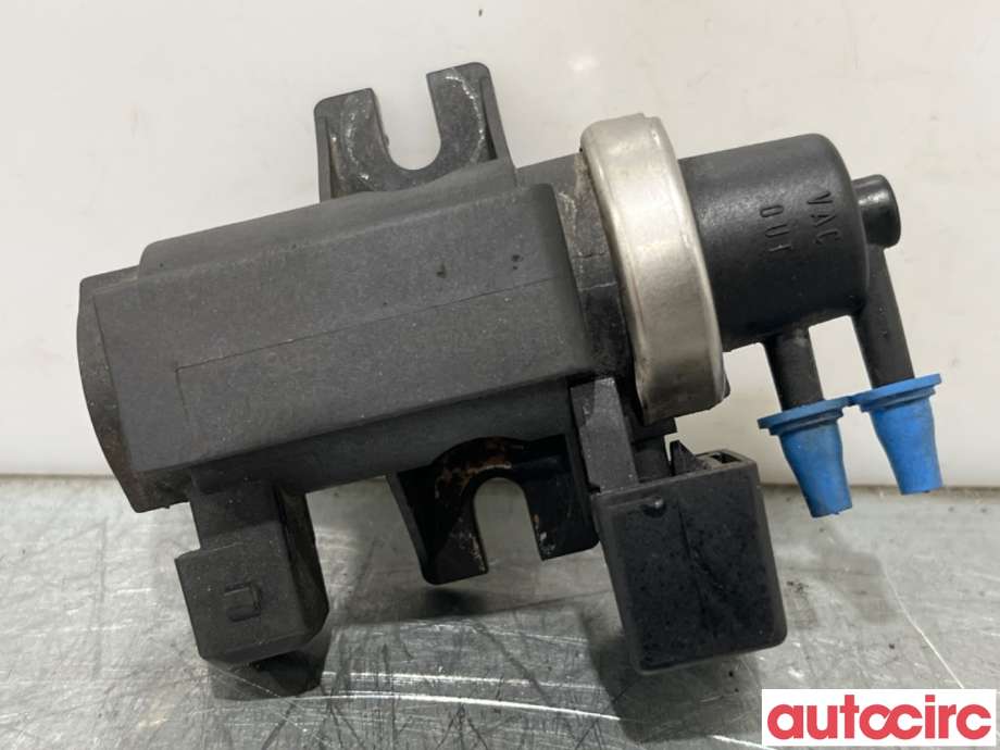 Vakuumventil til BMW 5-Serie 1996-2003 (E39) (E39) (BMW|11747796634|72279600|2247906)