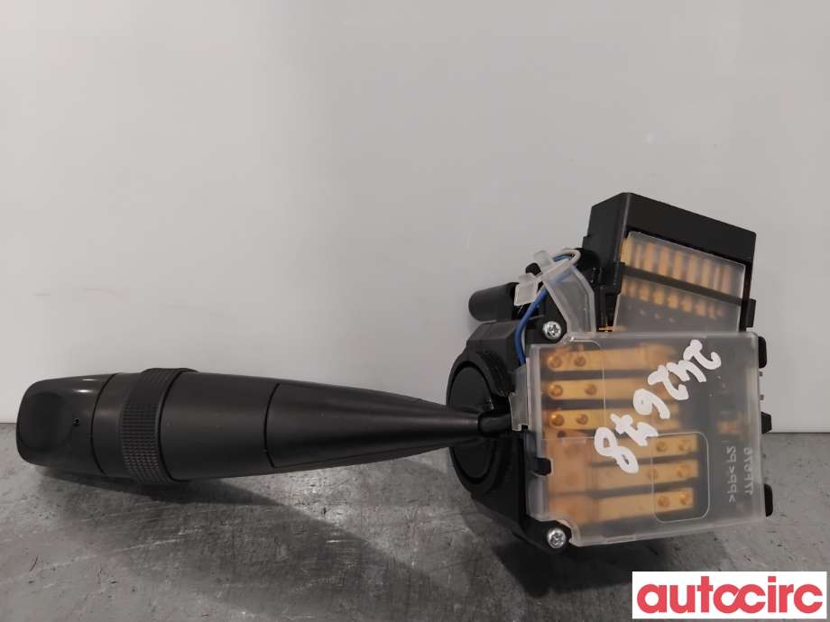 Bryter blink til Suzuki Vitara 2015-->> (Type IV)  (SUZUKI|37210-61M50|)