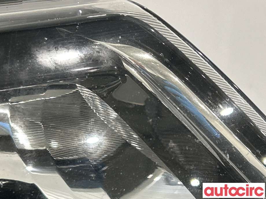 Frontlykt høyre halogen til Dacia Duster 2010-2017 (Type I)  (DACIA|NONUMBER||1305237236)