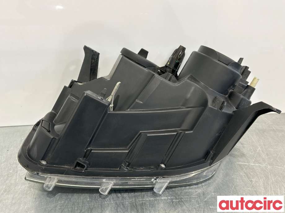 Frontlykt høyre halogen til Dacia Duster 2010-2017 (Type I)  (DACIA|NONUMBER||1305237236)