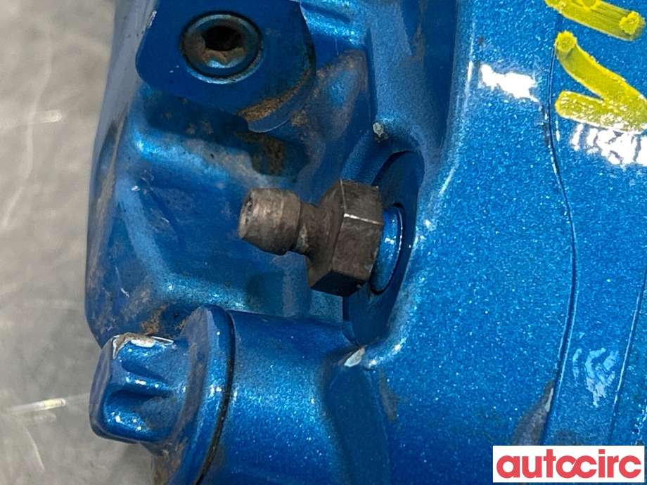 Bremsecaliper venstre foran til Mercedes C-Klasse 2014-2018 (Fase 1) (W205) (W205) (MERCEDES|A2054214300|)