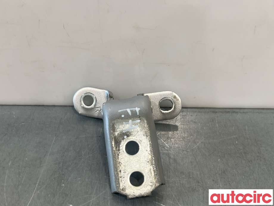 Hengsler til Toyota Auris, 2015-2019 (Type II, Fase 2) (TOYOTA|6871002060)