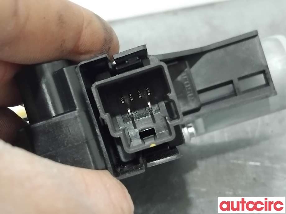 Ruteheis høyre bak til Volvo XC60 2008-2013 (Type I, Fase 1)  (VOLVO|31253064|966264-102|)