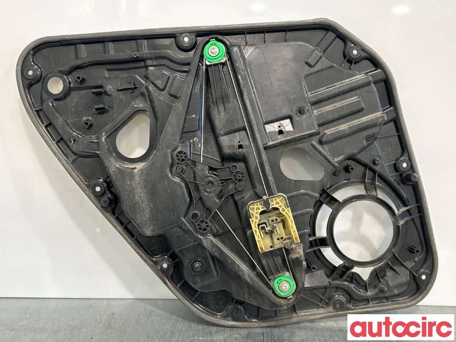 Ruteheis til Volvo V40 2012-2019 (VOLVO|31276218|)