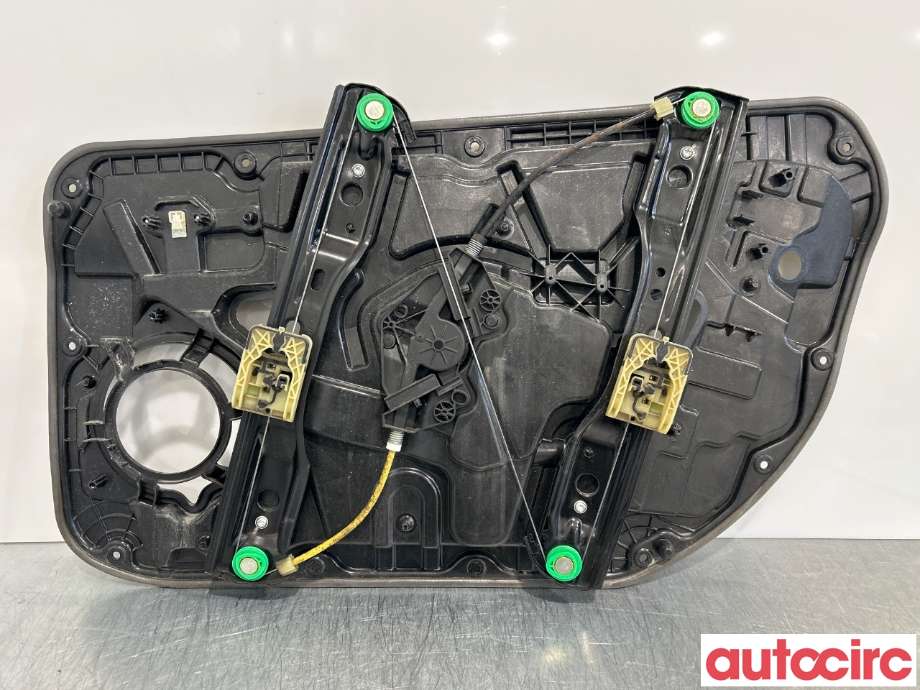 Ruteheis til Volvo V40 2012-2019  (VOLVO|31301555||31276215)