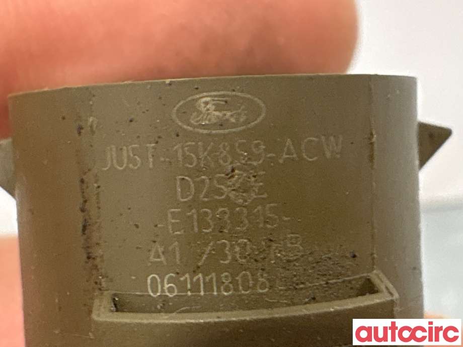 Parkeringssensor bak til Ford Focus 2018-->> (Type IV)  (FORD|2250301|E133315|JU5T-15K859-ACW)