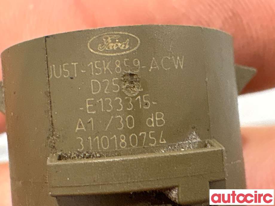 Parkeringssensor bak til Ford Focus 2018-->> (Type IV)  (FORD|2250301|E133315|JU5T-15K859-ACW)