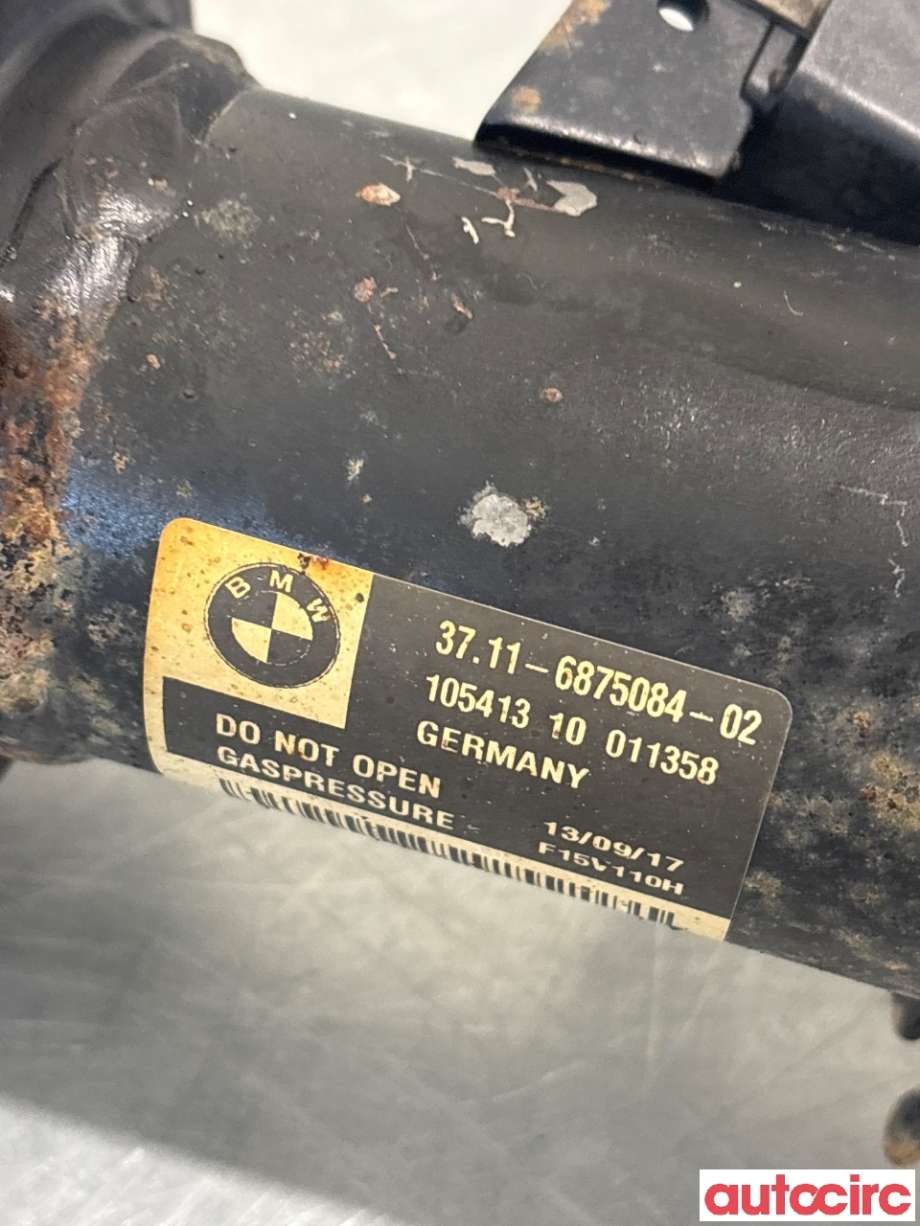 Fjærbein høyre foran til BMW X5 2013-2018 (F15) (F15) (BMW|37106875084||3711-6875084-02)