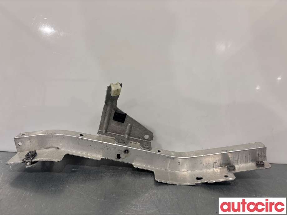 Diverse deler til BMW X5 2013-2018 (F15) (F15) (BMW|51647294492||729449208)