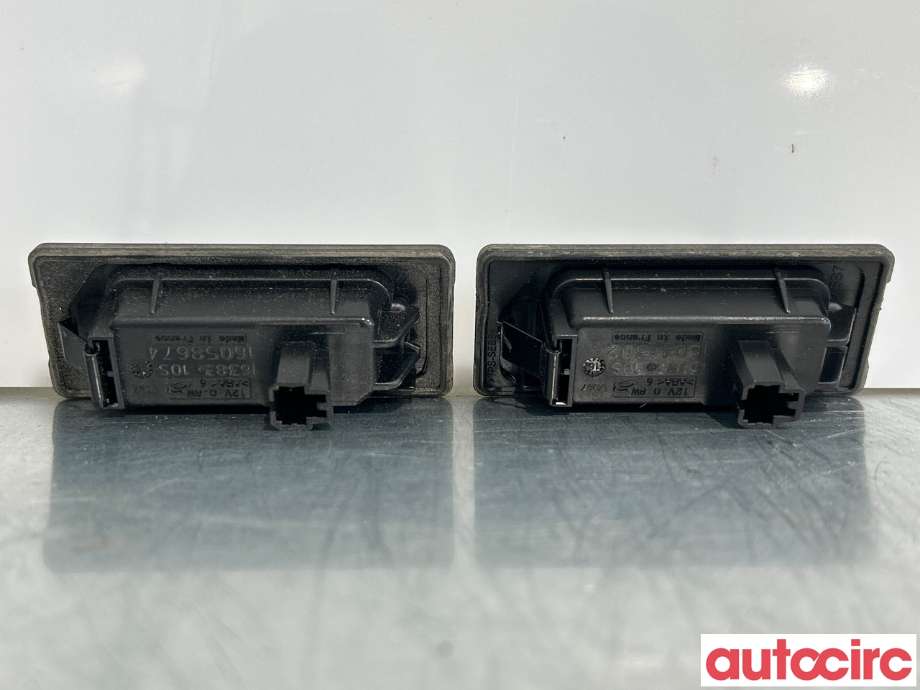 Skiltlys til VW Tiguan 2016-2020 (Type II, Fase 1)  (VOLKSWAGEN|5NA943021|)