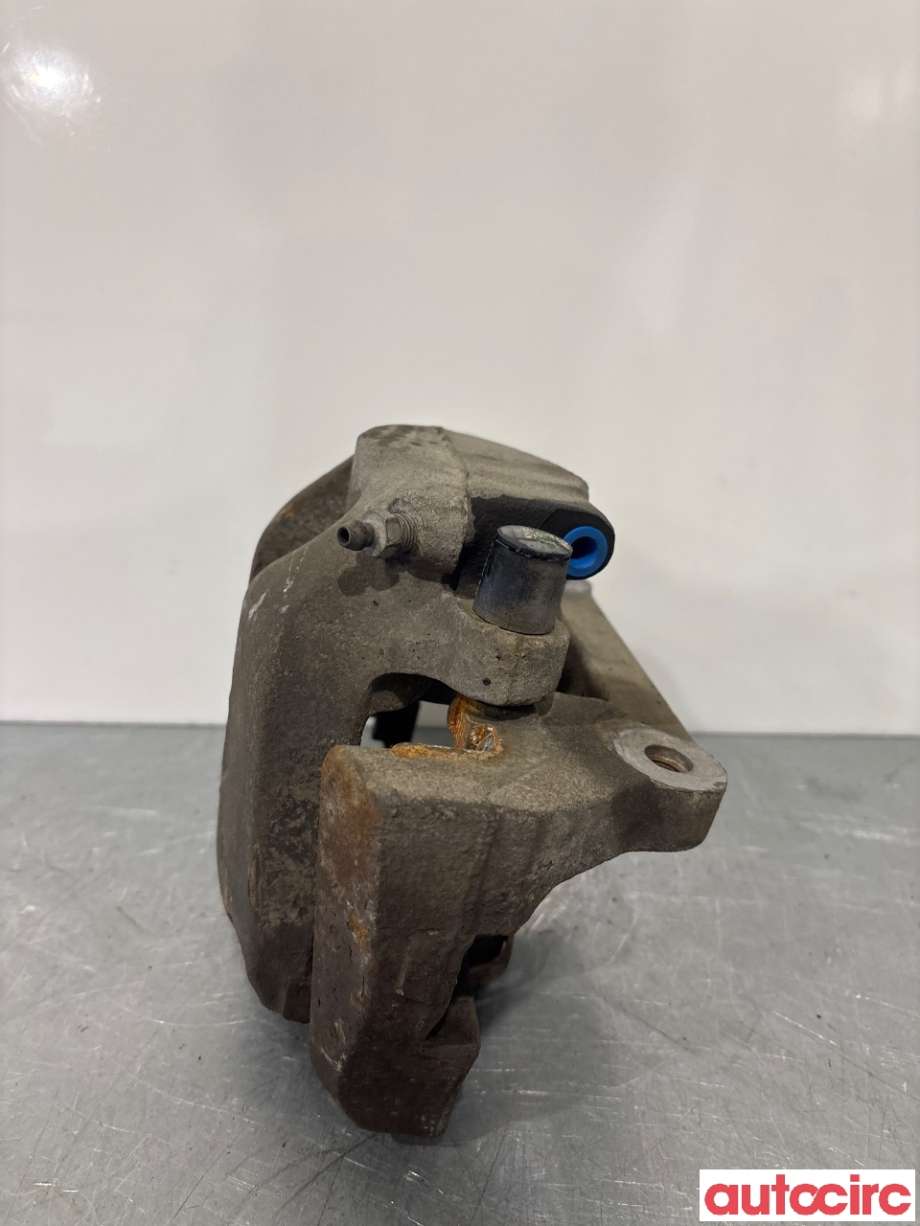 Bremsecaliper høyre foran til BMW X5 2013-2018 (F15) (F15) (BMW|34116776784|)