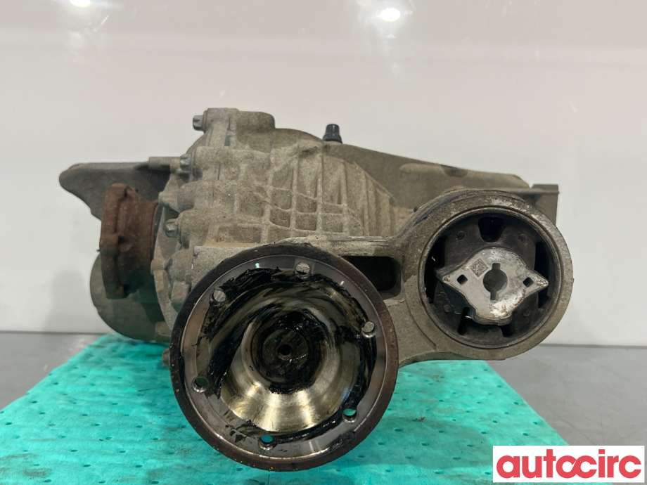 Kardang klokke bak til Audi A4 2015-2019 (Type V, Fase 1) (B9) (B9) (AUDI|0DB500043G|)