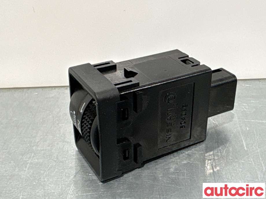 Bryter diverse til Nissan X-Trail 2014-2022 (T32) (T32) (NISSAN|251904CC0A|)